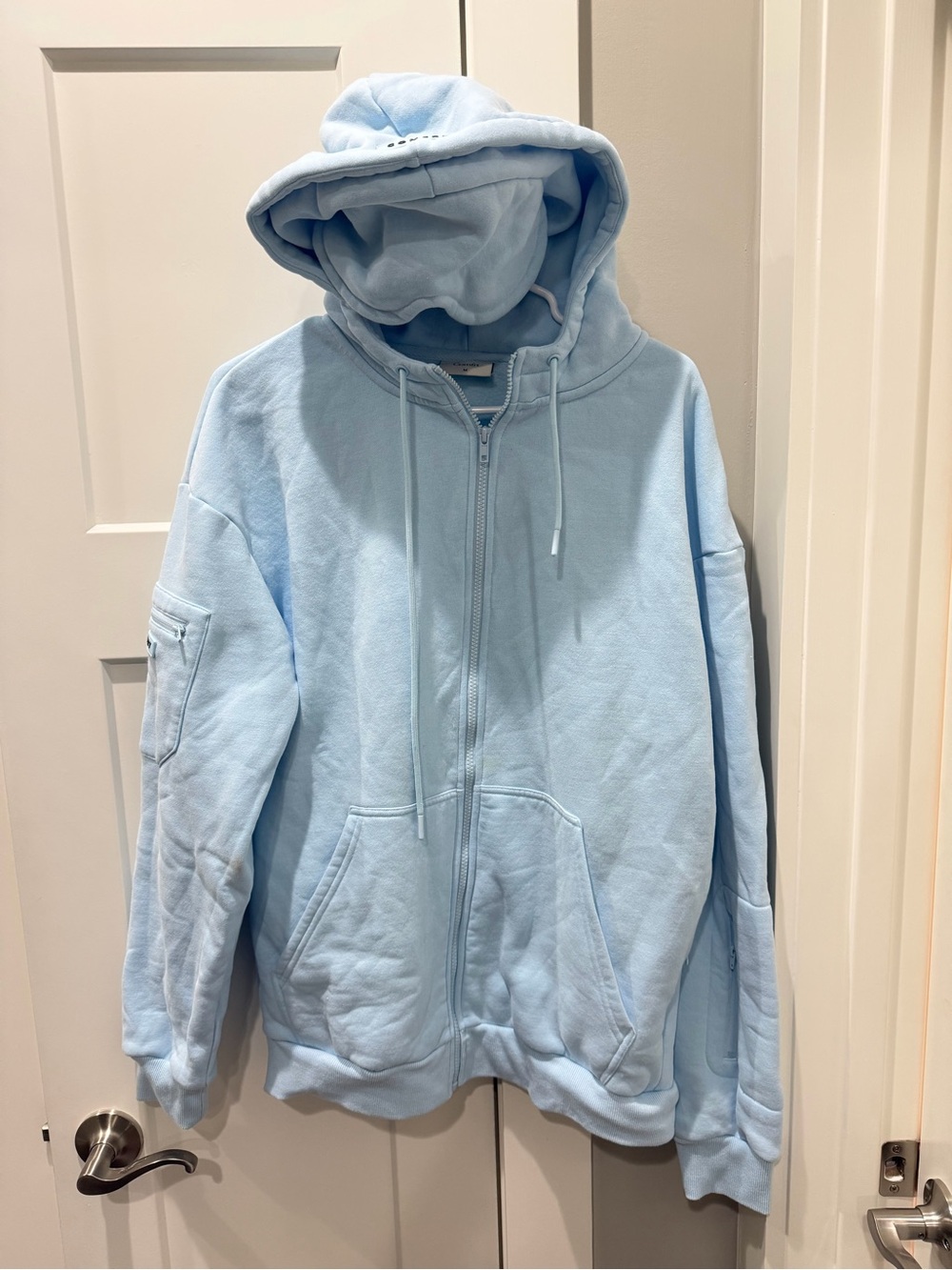 Comfrt Airplane Mode Travel Zip Hoodie Baby Blue Size M Unisex